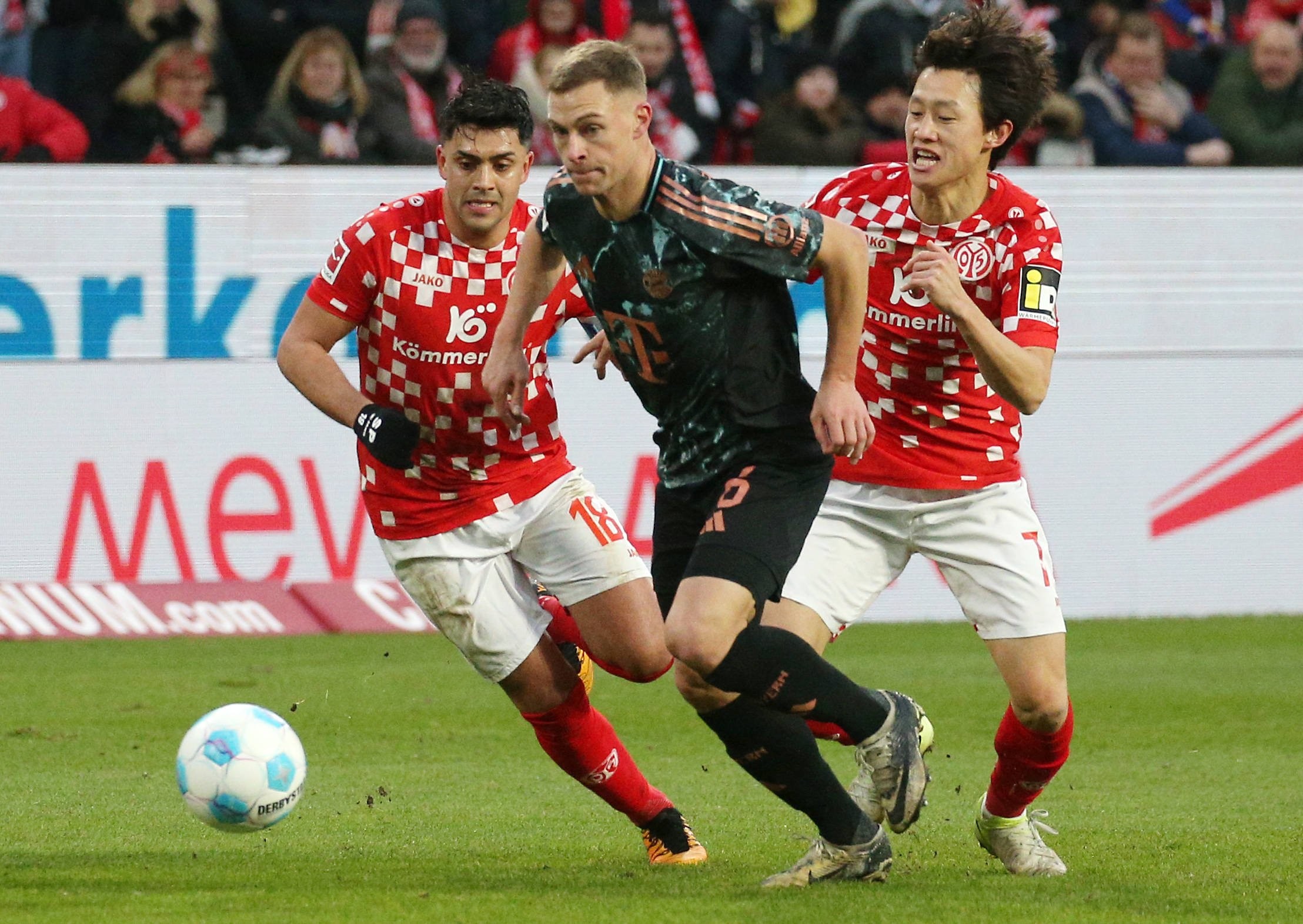 拜仁遭遇困境，小组出线形势岌岌可危的简单介绍