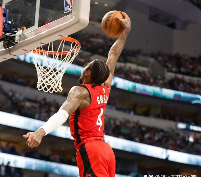 火箭逆风翻盘，保罗关键时刻挺身而出的简单介绍