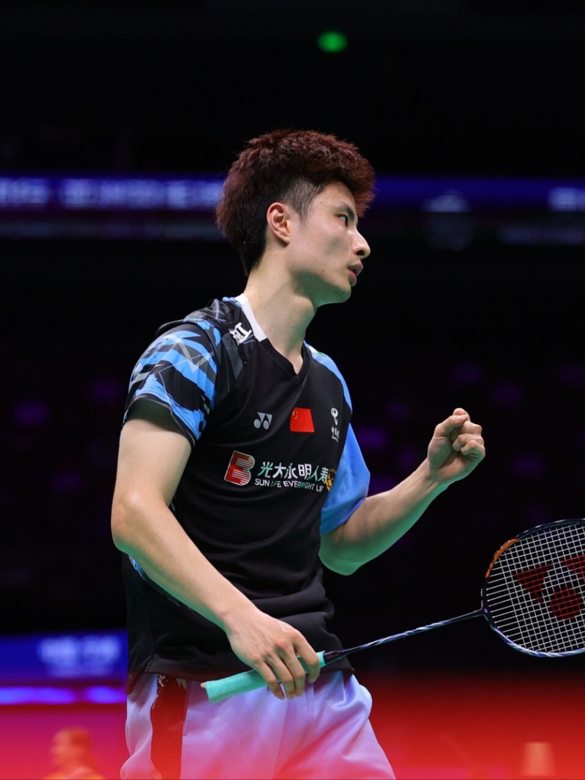 关于SHR横扫MAD，Ruler团战一打五强强对话四强赛，锁定晋级资格的信息