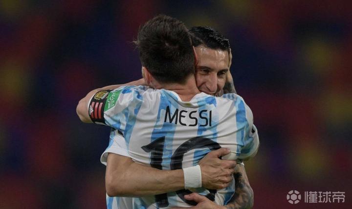 丹麦碾压塞内加尔，马尔基尼奥斯关键制胜