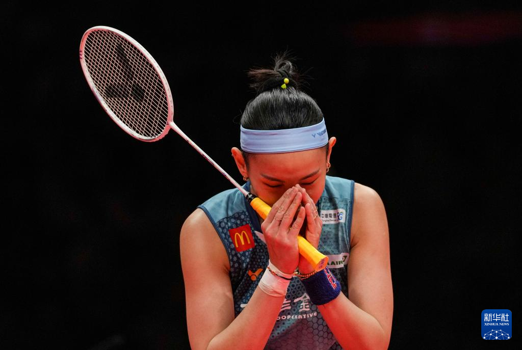 包含法国羽毛球队爆冷马来西亚羽毛球队，戴资颖惊艳世界的词条